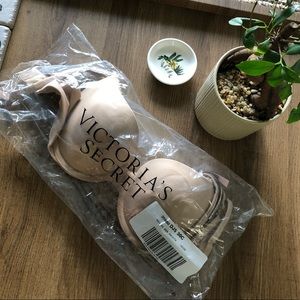 👙NWT Body by Victoria Perfect Shape push-up bra👙